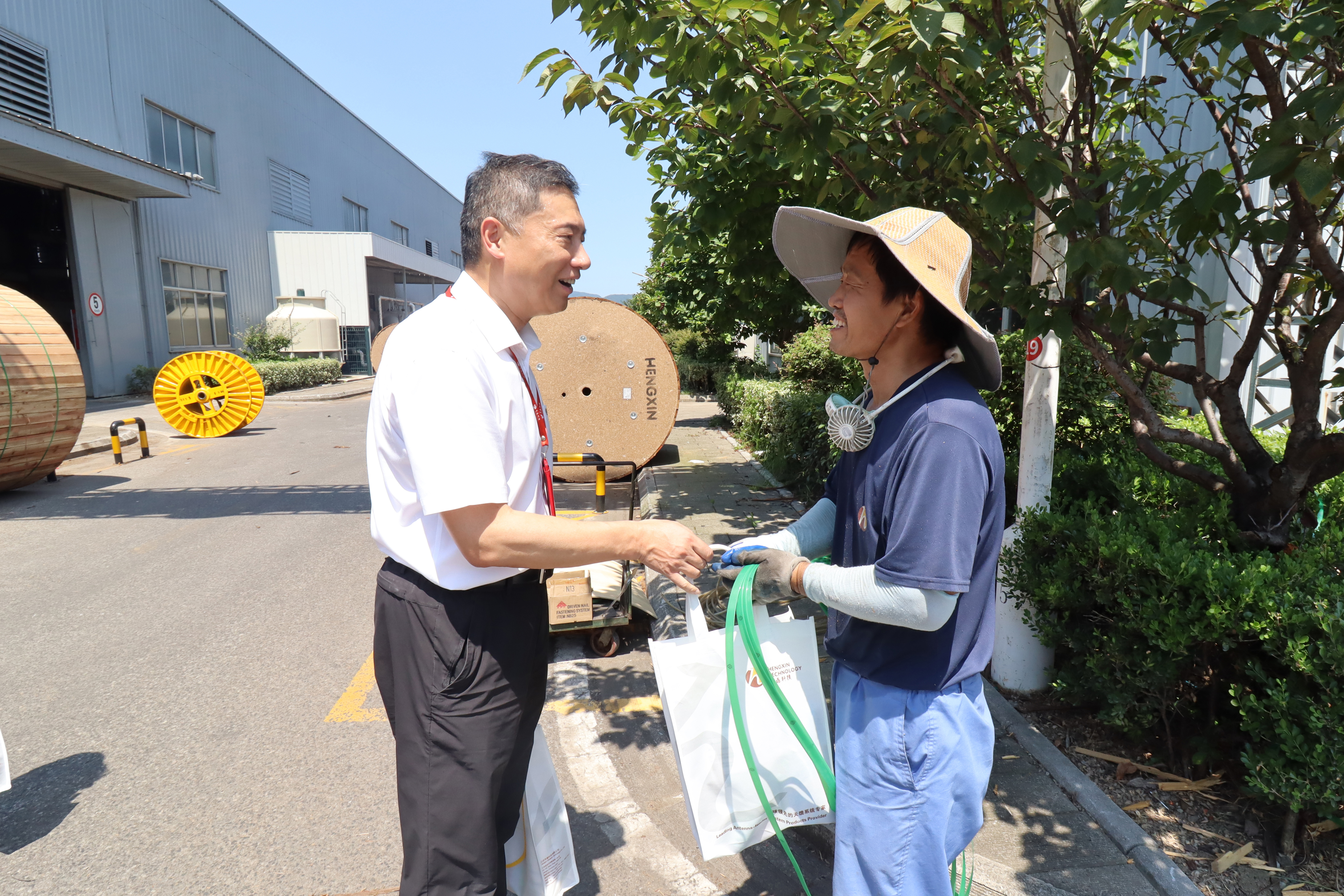 金年会为一线员工送清凉